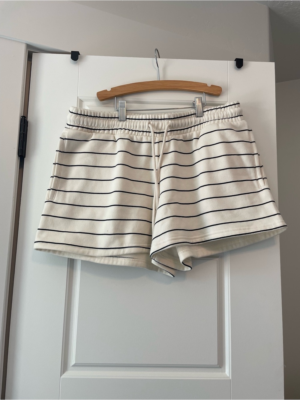 Universal Thread Cream and Black Striped Drawstring Athletic Shorts